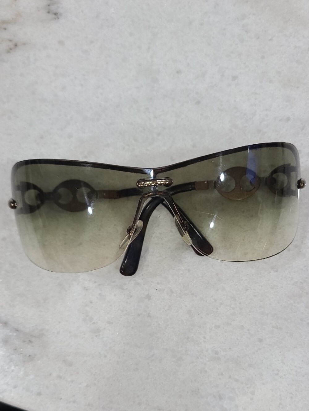 Gucci Brown Gradient Rimless Sunglasses with Logo Accent No Case. - Picture 3 of 7